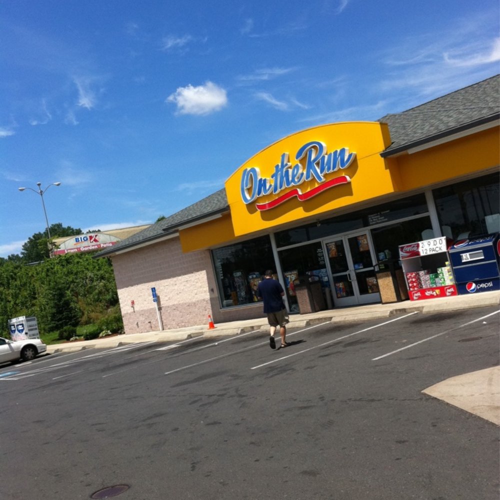 Mobil - Gas Stations Near Me - Cromwell, Connecticut