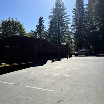 Ancient Redwoods RV Park - large parking lot - RV Parks Near Me - Redcrest, California