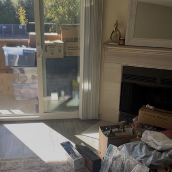 Keep Moving - They made for of a mess, than if we had done it ourselves!! And they broke our items. - Movers Near Me - Woodinville, Washington