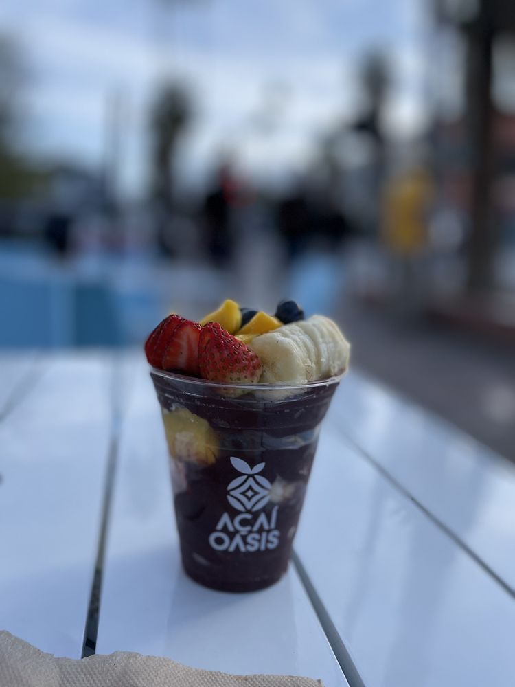 AÇAI OASIS Updated October 2024 105 Photos & 65 Reviews 144 S