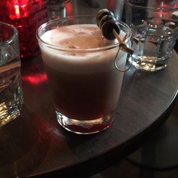 Bar Batavia - "Surprise me" with something whiskey and sweet - Cocktail Bars Near Me - Toronto, Ontario