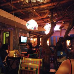 Maracuyá Bar - Hermoso lugar al aire libre,  un lindo ambiente,  luces de colores,  música tranquila.
