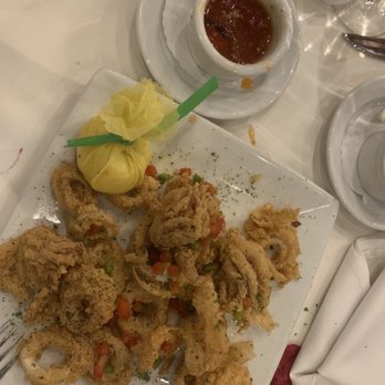 Ruth's Chris Steak House - Odenton - Fried Calamari with chili sauce - Steakhouses Near Me - Odenton, Maryland