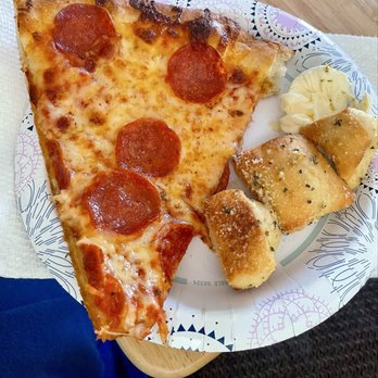 Casa de Pizza & Wings - Pepperoni pizza and garlic balls...a fantastic spontaneous dinner decision!! - Pizza Near Me - Las Vegas, Nevada Casa de Pizza & Wings - Pepperoni pizza and garlic balls...a fantastic spontaneous dinner decision!! - Pizza Near Me - Las Vegas, Nevada