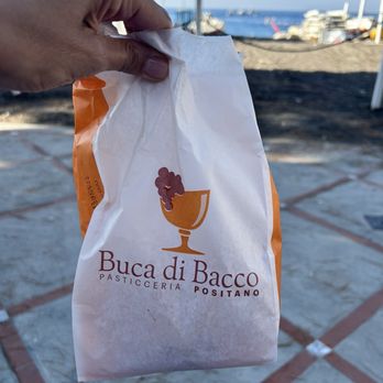 Buca di Bacco - Pastry back with the goodies - Italian Near Me - Positano, SA
