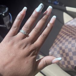 KV Nails