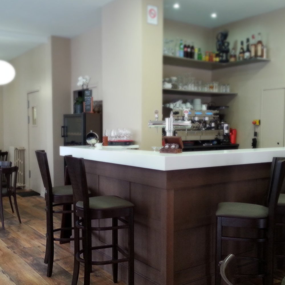 Au Coin de la Rue - Le Resto - French Near Me - Levallois-Perret, 92