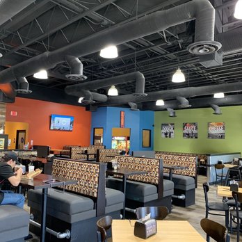 Round Table Pizza - Dining area - Pizza Near Me - Murrieta, California Round Table Pizza - Dining area - Pizza Near Me - Murrieta, California