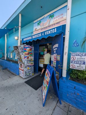 Mariscos Jalisco by null