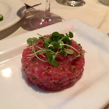 Lucca Restaurant & Bar - Tuna Tartare - Italian Near Me - Boston, Massachusetts