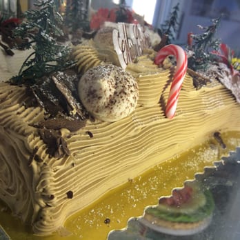 La Parisienne - Bakeries Near Me - Morro Bay, California