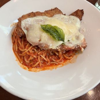 Chef Geoff's West End - Chicken Parmesan - New American Near Me - Washington, DC, District of Columbia Chef Geoff's West End - Chicken Parmesan - New American Near Me - Washington, DC, District of Columbia