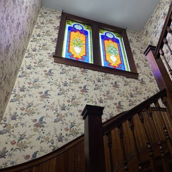 Grand Manor Mansion - Stairs to top suites - Bed & Breakfast Near Me - Galveston, Texas