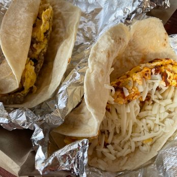 ñoños tacos - Sausage egg (left) chorizo egg (right) - Mexican Near Me - Austin, Texas
