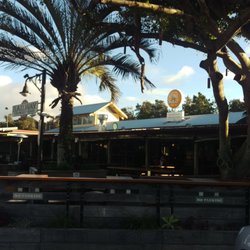Railway Friendly Bar - Outside