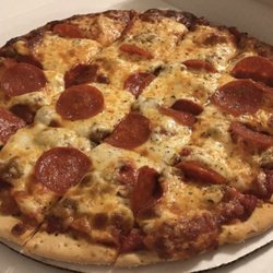 Windy City Pizza - Small sausage and pepperoni