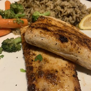 Courtside Grille - Grouper plate - Sports Bars Near Me - St. Petersburg, Florida Courtside Grille - Grouper plate - Sports Bars Near Me - St. Petersburg, Florida