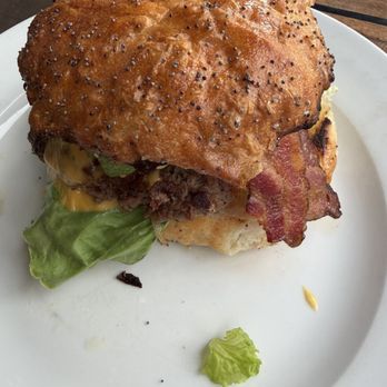 Merriman's Honolulu - Smash burger - Hawaiian Near Me - Honolulu, Hawaii Merriman's Honolulu - Smash burger - Hawaiian Near Me - Honolulu, Hawaii