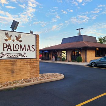 Las Palomas Mexican Grill - Mexican Near Me - Overland Park, Kansas