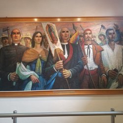 Museo Hidalgo - The Revolutionaries.  Apparently I'm related to the the woman (Tomasa Estevez) and the priest....you know how things were back in the days.