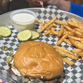 7 West TapHouse - Plate presentation: minus a couple fries. - Beer Bar Near Me - Saint Cloud, Minnesota 7 West TapHouse - Plate presentation: minus a couple fries. - Beer Bar Near Me - Saint Cloud, Minnesota