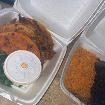 Chile Verde - Mexican Near Me - Hawthorne, California