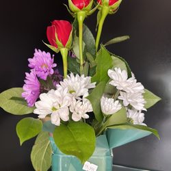 Betty Bouquet - Arrangements