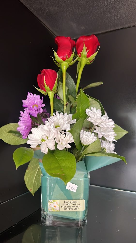 BETTY BOUQUET Updated August 2024 Request Information 35 Photos