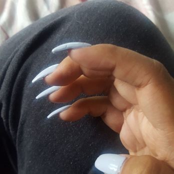 Kim's Nails - Side view to show inconsistency in nail thickness - Nail Salons Near Me - University Pl, Washington