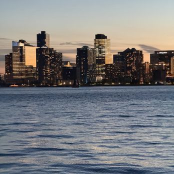 Grand Banks - Jersey City Skyline - Bars Near Me - New York, New York