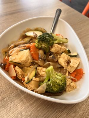 Duke's Pad Thai by null