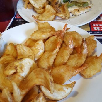 Pigtail Charlies Diner - These potatoes are called wavy fries tasted between a French fry and fried potato.  Oh my the shrimp was delicious. - Diners Near Me - Hedrick, Iowa