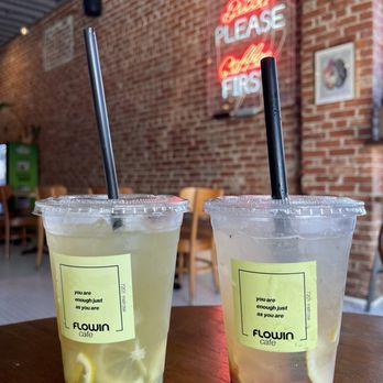 Flowin Cafe - Sparkling lemonade, grape muscat and strawberry! - Coffee & Tea Near Me - Los Angeles, California