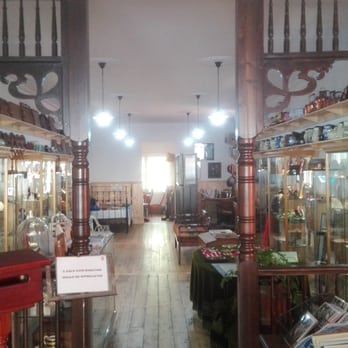 Walhalla - Warburton Bootshop Museum - Indside - Museums Near Me - Warburton, VIC