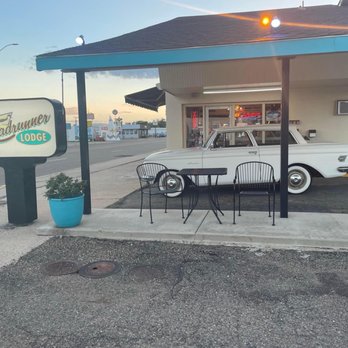 Roadrunner Lodge Motel - Hotels Near Me - Tucumcari, New Mexico Roadrunner Lodge Motel - Hotels Near Me - Tucumcari, New Mexico