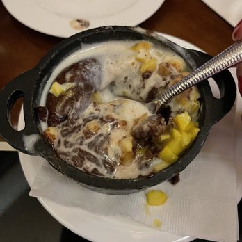 ENTYSE, Wine Bar & Lounge - Entyse at Ritz: lava cake - New American Near Me - McLean, Virginia