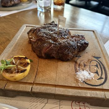 Chuck's Steakhouse - Benchmark Ribeye - Steakhouses Near Me - Banff, Alberta Chuck's Steakhouse - Benchmark Ribeye - Steakhouses Near Me - Banff, Alberta