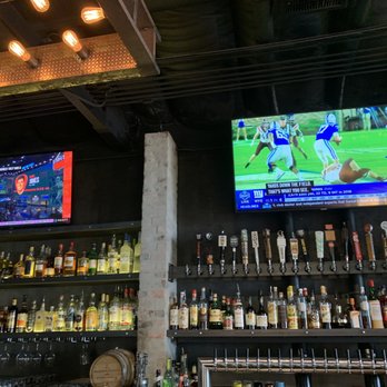 1909 - The Bar with Flat Screens  @ 1909 in Temecula - Bars Near Me - Temecula, California