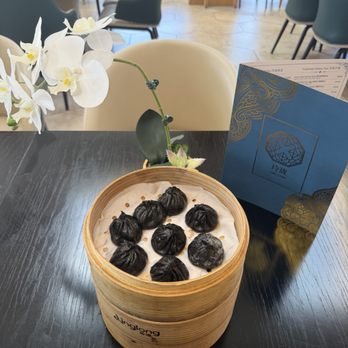 Linglong Soup Dumplings - IG: socalhkfoodies - Dim Sum Near Me - Fountain Valley, California