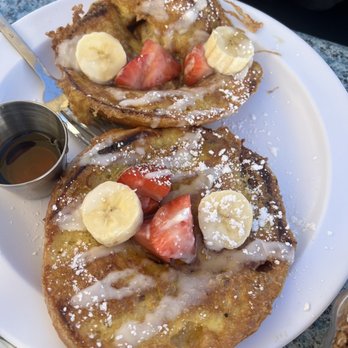 Olive Cafe - Cinnamon Roll French Toast - Breakfast & Brunch Near Me - San Diego, California