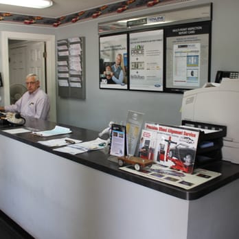 Jerry Duncan Ford - Service Counter - Car Dealers Near Me - Harriman, Tennessee Jerry Duncan Ford - Service Counter - Car Dealers Near Me - Harriman, Tennessee