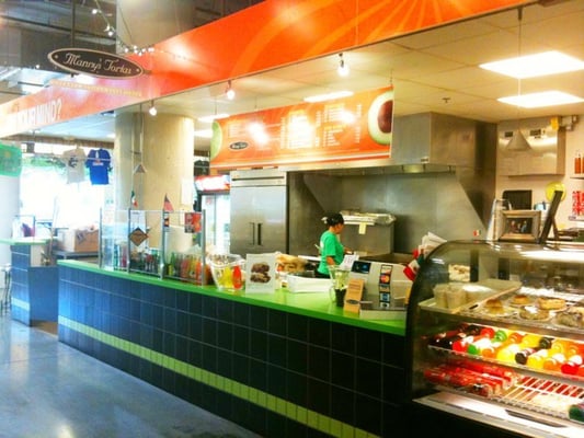 Manny's Tortas by null