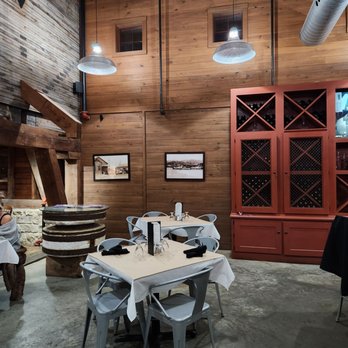 Tin Mill Steakhouse - Inside dining - Seafood Near Me - Hermann, Missouri Tin Mill Steakhouse - Inside dining - Seafood Near Me - Hermann, Missouri