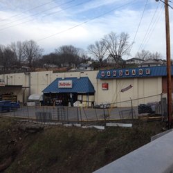 Smith's True Value - Front of store.