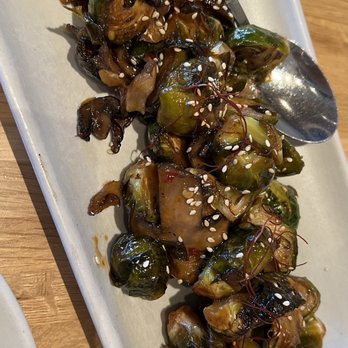 True Food Kitchen - Brussel sprouts - Vegetarian Near Me - Pasadena, California True Food Kitchen - Brussel sprouts - Vegetarian Near Me - Pasadena, California