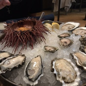 Taylor Shellfish Oyster Bar - Seafood Near Me - Seattle, Washington