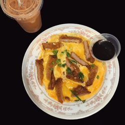順興茶檔 - Deep fried park chop with silky omelet over rice - delicious