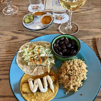 La Cocina - Taco plate ( I chose grilled fish and sweet potato) - Breakfast & Brunch Near Me - Ojai, California La Cocina - Taco plate ( I chose grilled fish and sweet potato) - Breakfast & Brunch Near Me - Ojai, California