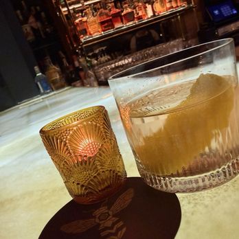 Honeycomb Cocktail Lounge - Cocktail Bars Near Me - Livermore, California