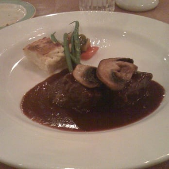 Cafe Miro - Braised shortribs - Modern European Near Me - Honolulu, Hawaii Cafe Miro - Braised shortribs - Modern European Near Me - Honolulu, Hawaii